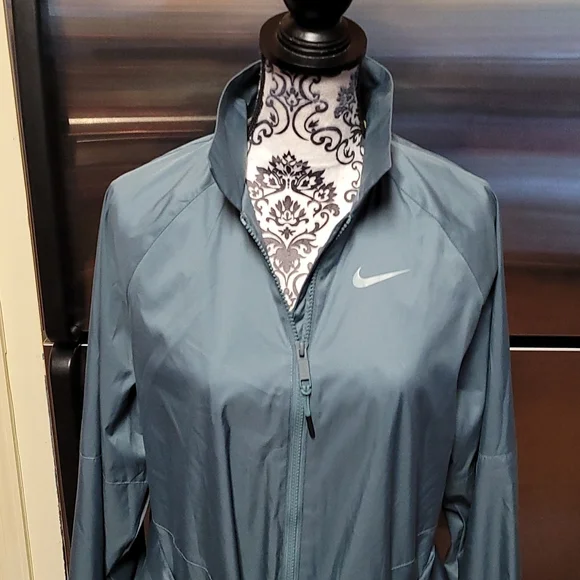 Nike Trench Coat - Picture 4 of 13